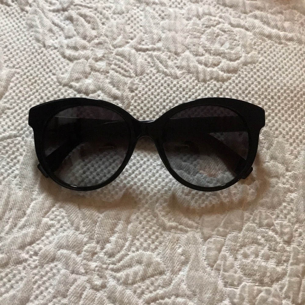 Fendi shades